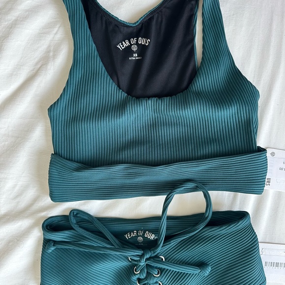 Year of Ours workout set - Picture 2 of 5